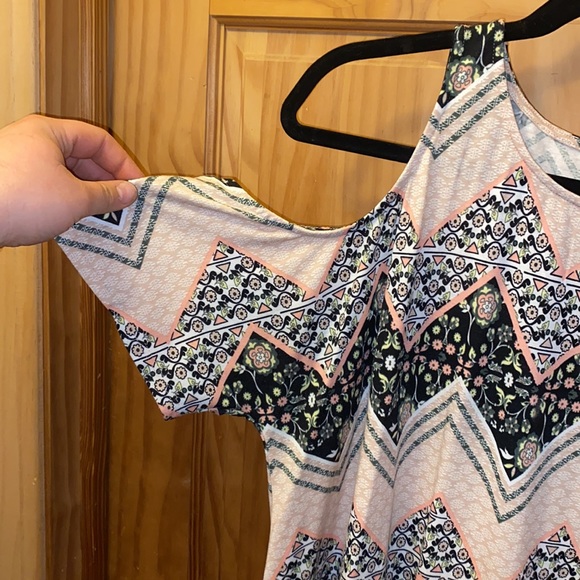 Shoulderless Dress - Picture 3 of 5